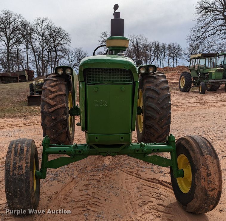 image for item LF9639 1961 John Deere 4010  tractor