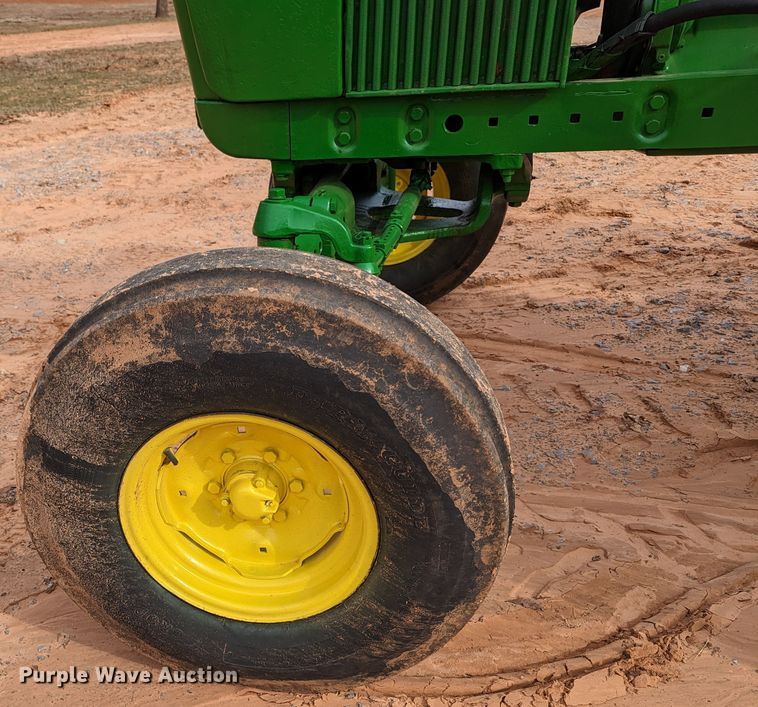 image for item LF9639 1961 John Deere 4010  tractor