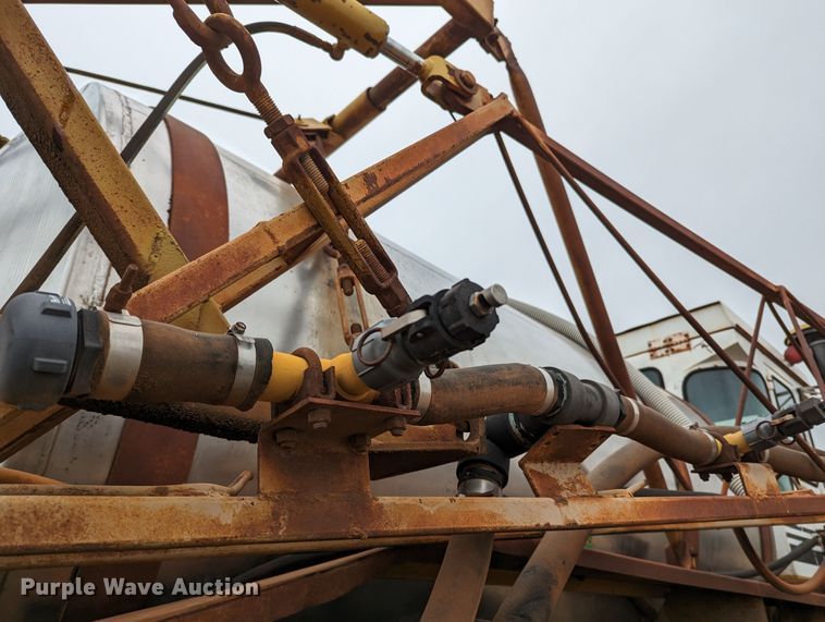 image for item LF9688 Ag-Chem TerraGator 1253  sprayer