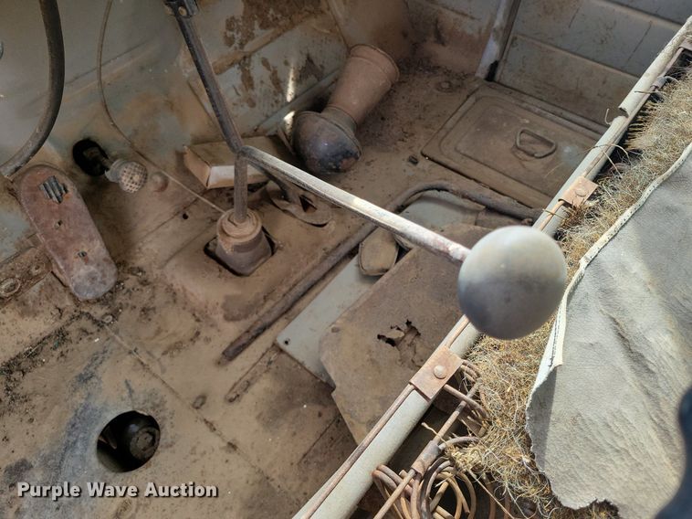 image for item LG9513 1954 Chevrolet 6400 grain truck