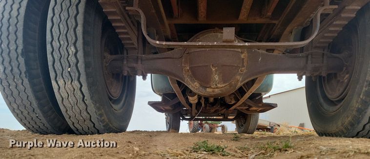 image for item LG9513 1954 Chevrolet 6400 grain truck