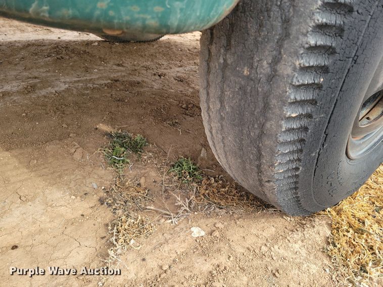 image for item LG9513 1954 Chevrolet 6400 grain truck