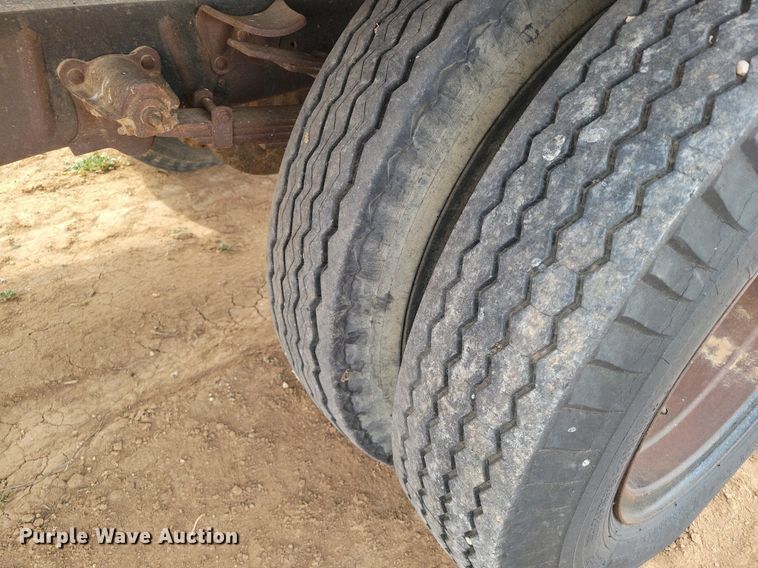 image for item LG9513 1954 Chevrolet 6400 grain truck