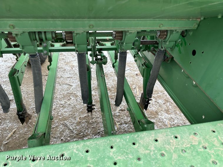 image for item LT9043 (2) John Deere 9300 hoe grain drills