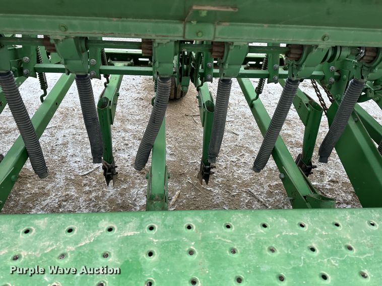 image for item LT9043 (2) John Deere 9300 hoe grain drills