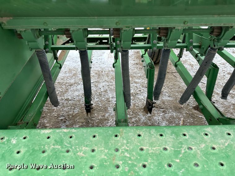 image for item LT9043 (2) John Deere 9300 hoe grain drills