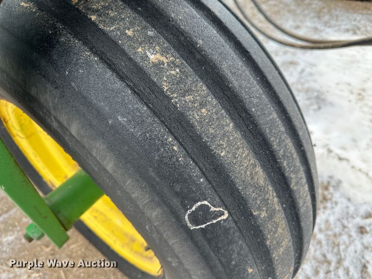 image for item LT9043 (2) John Deere 9300 hoe grain drills