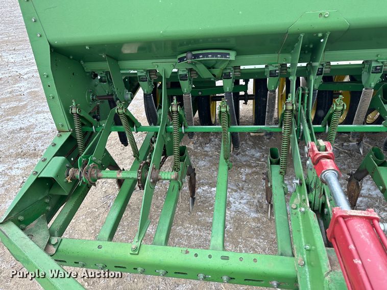 image for item LT9043 (2) John Deere 9300 hoe grain drills