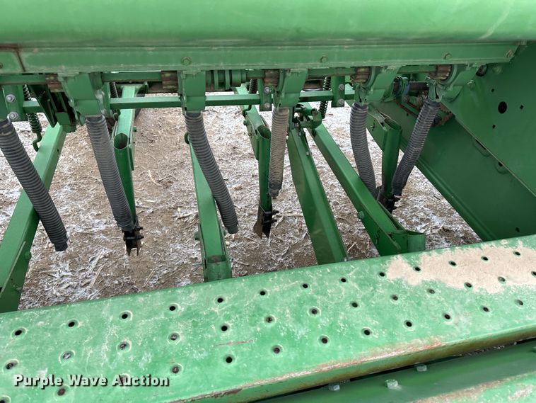 image for item LT9043 (2) John Deere 9300 hoe grain drills