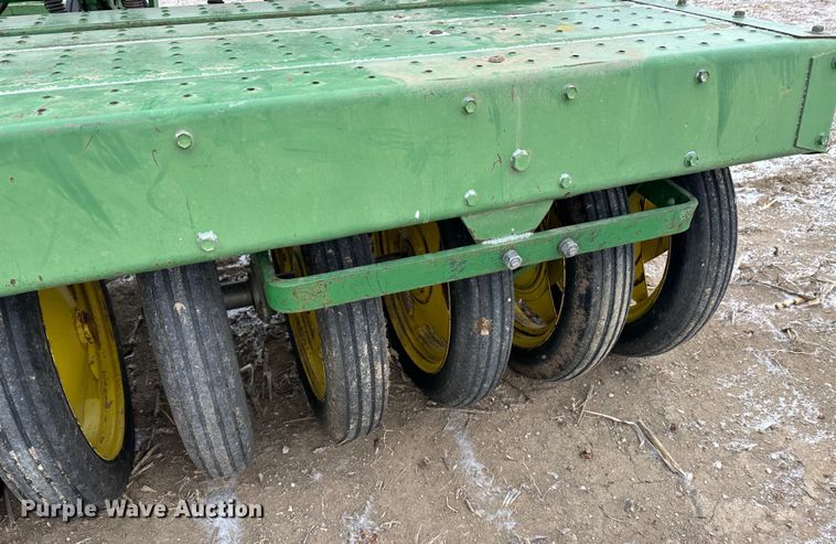 image for item LT9043 (2) John Deere 9300 hoe grain drills