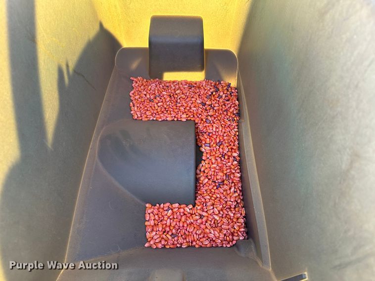 image for item LT9045 Kinze 3500  no-till planter