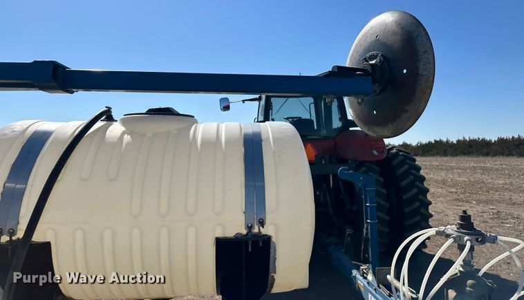 image for item LT9045 Kinze 3500  no-till planter