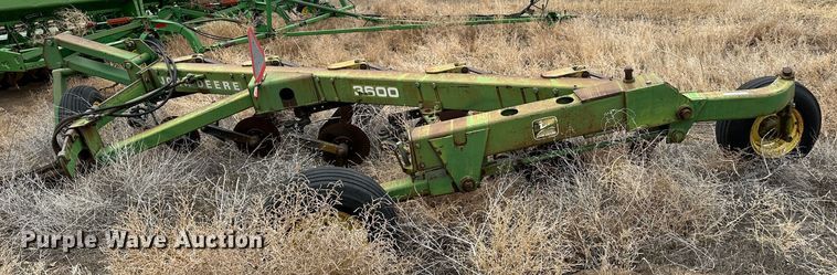 image for item LT9457 John Deere 3600  plow