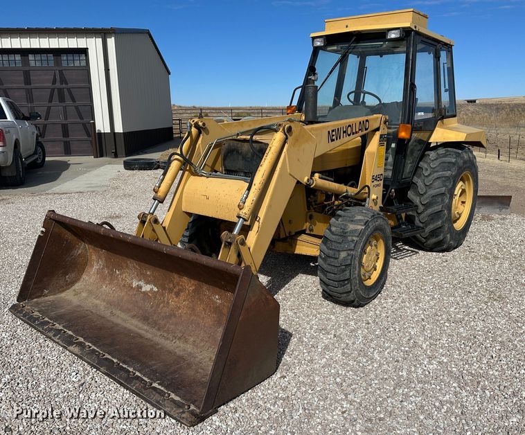 image for item LT9537 1997 New Holland 545D  industrial tractor