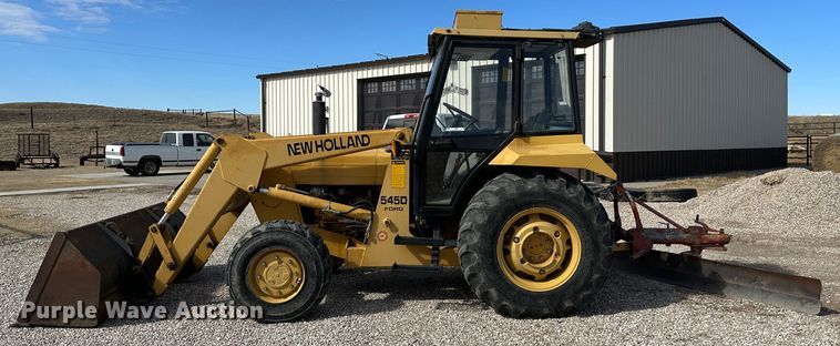image for item LT9537 1997 New Holland 545D  industrial tractor
