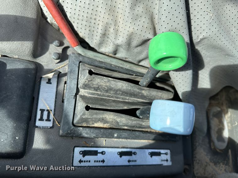 image for item LT9537 1997 New Holland 545D  industrial tractor