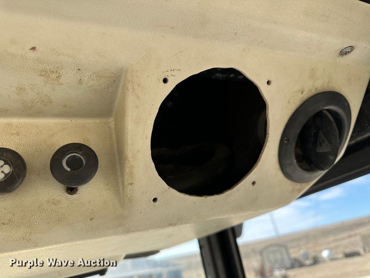 image for item LT9537 1997 New Holland 545D  industrial tractor