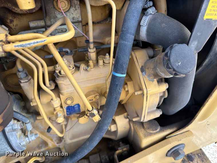 image for item LT9537 1997 New Holland 545D  industrial tractor