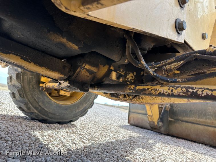 image for item LT9537 1997 New Holland 545D  industrial tractor