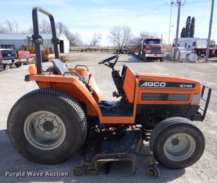 image for item MC9810 2001 AGCO ST40  MFWD tractor