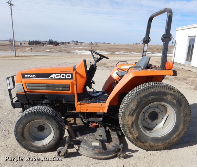 image for item MC9810 2001 AGCO ST40  MFWD tractor