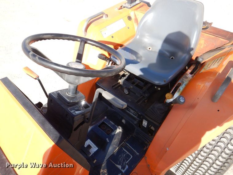 image for item MC9810 2001 AGCO ST40  MFWD tractor