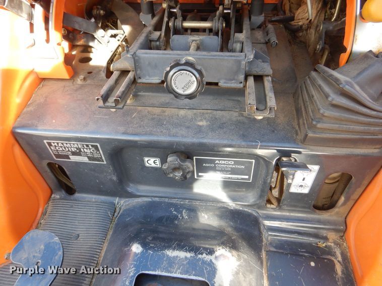 image for item MC9810 2001 AGCO ST40  MFWD tractor