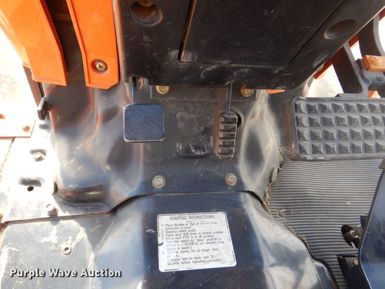 image for item MC9810 2001 AGCO ST40  MFWD tractor