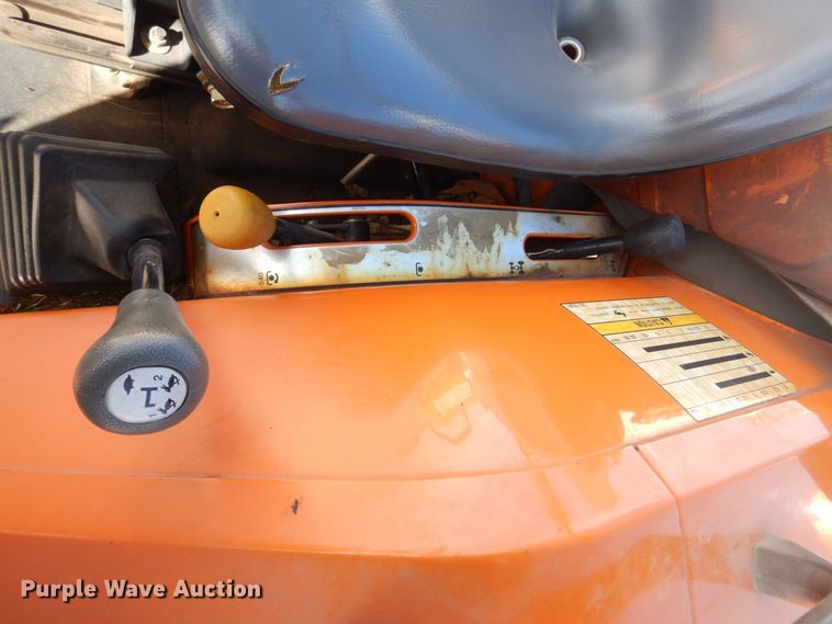 image for item MC9810 2001 AGCO ST40  MFWD tractor