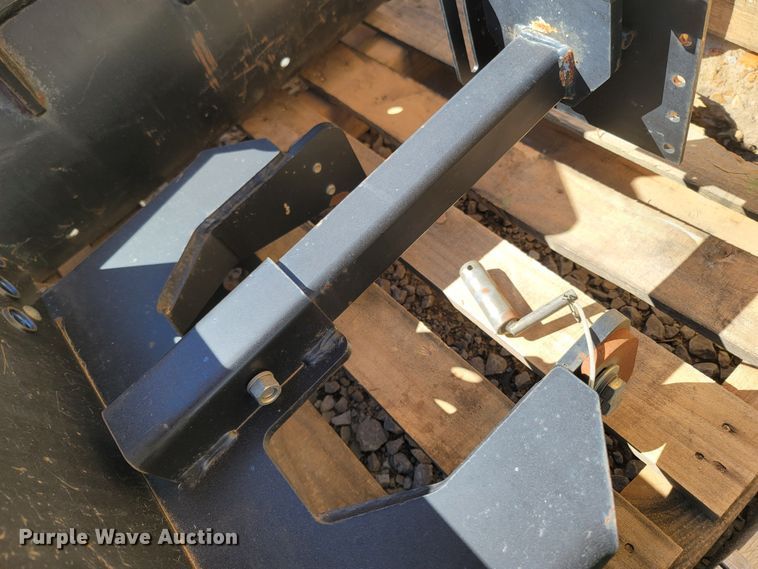 image for item ME9041 John Deere  tractor attachments