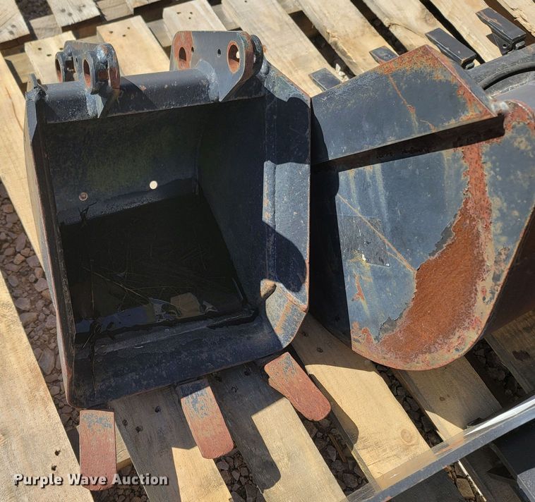 image for item ME9041 John Deere  tractor attachments