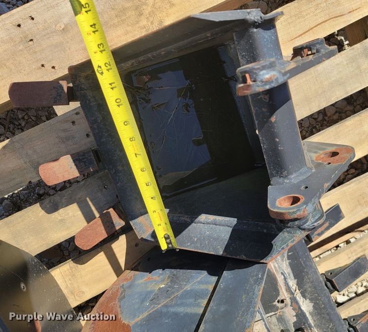 image for item ME9041 John Deere  tractor attachments