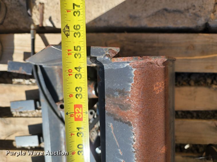 image for item ME9041 John Deere  tractor attachments