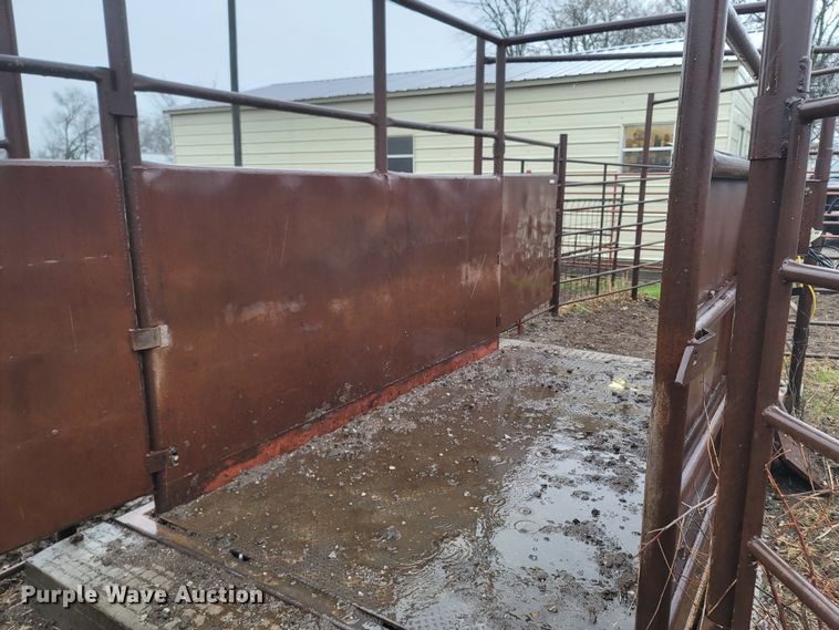 image for item ME9065 Shop built  livestock scale