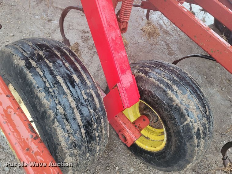 image for item ME9067 Sunflower 5054-43  field cultivator