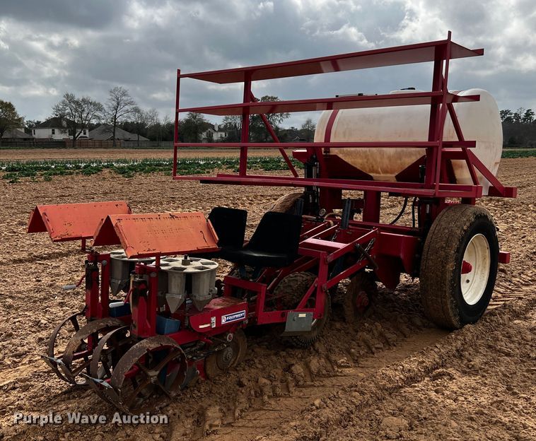 image for item MF9809 RJ Equipment RJNT 600  no-till transplanter