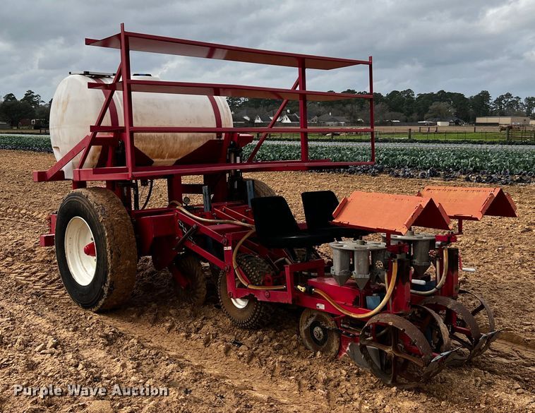 image for item MF9809 RJ Equipment RJNT 600  no-till transplanter