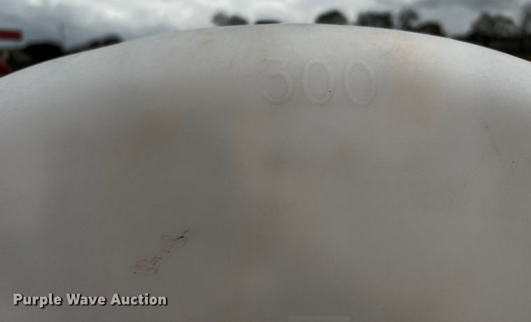 image for item MF9809 RJ Equipment RJNT 600  no-till transplanter