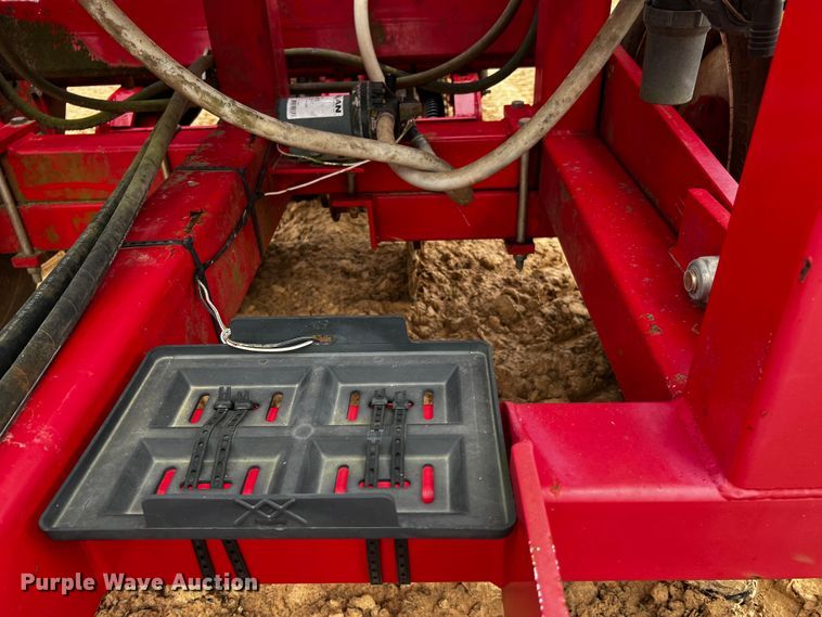 image for item MF9809 RJ Equipment RJNT 600  no-till transplanter