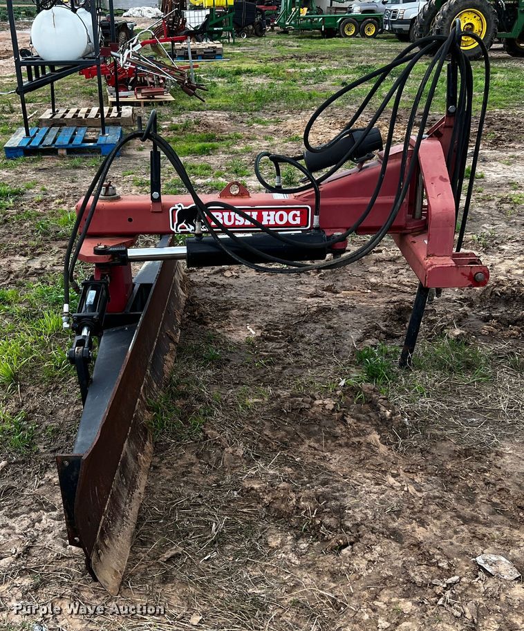 image for item MF9814 Bush Hog 100  blade