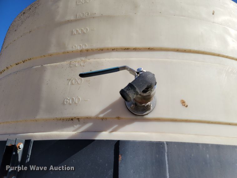 image for item MH9737 Cone bottom poly tank