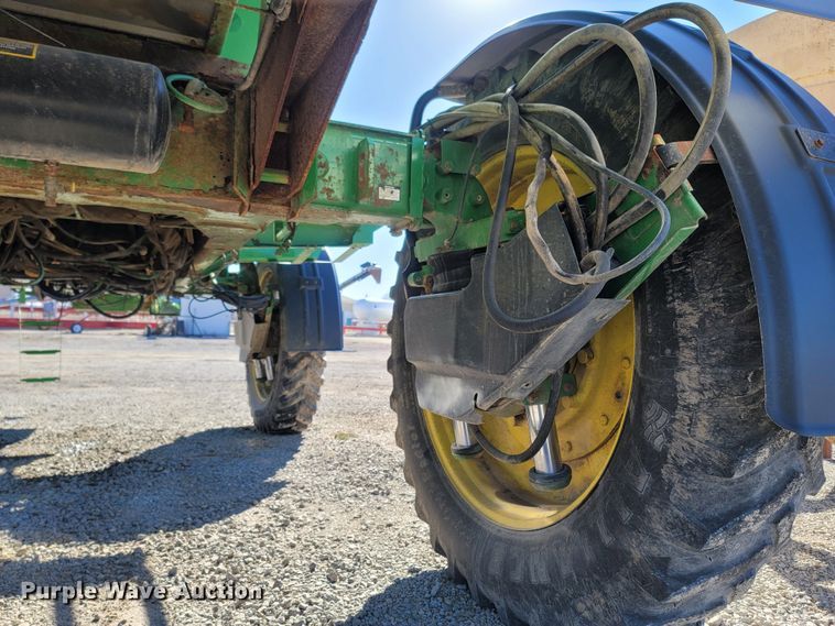 image for item MH9738 2006 John Deere 4920  applicator