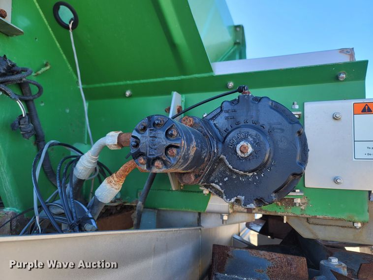 image for item MH9738 2006 John Deere 4920  applicator