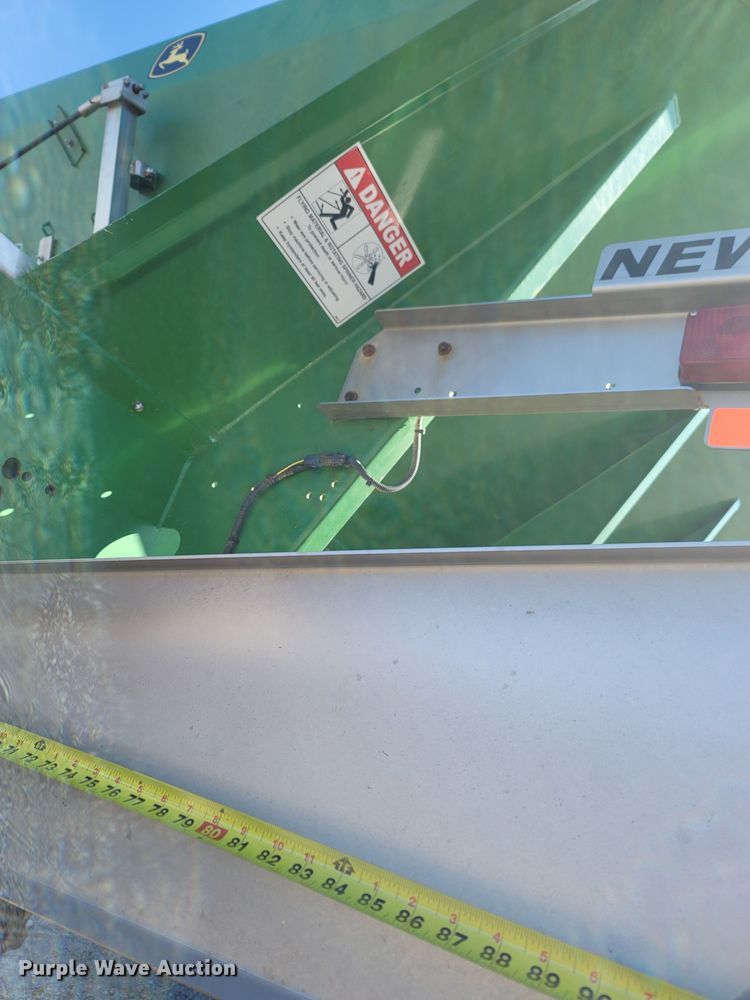 image for item MH9738 2006 John Deere 4920  applicator