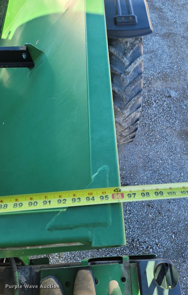 image for item MH9738 2006 John Deere 4920  applicator