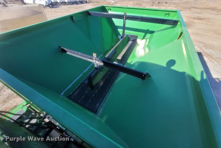 image for item MH9738 2006 John Deere 4920  applicator