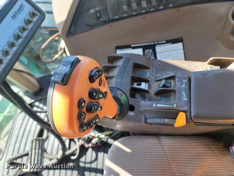 image for item MH9738 2006 John Deere 4920  applicator