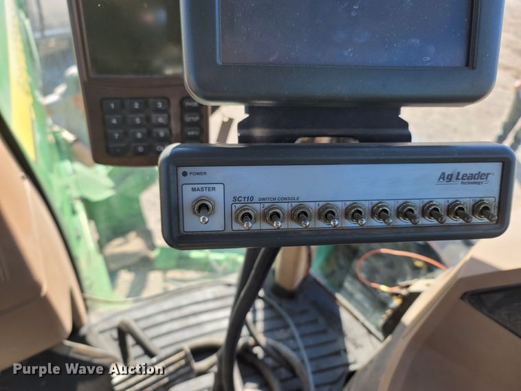 image for item MH9738 2006 John Deere 4920  applicator