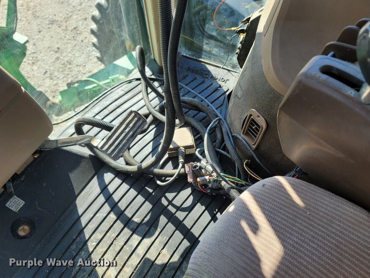 image for item MH9738 2006 John Deere 4920  applicator