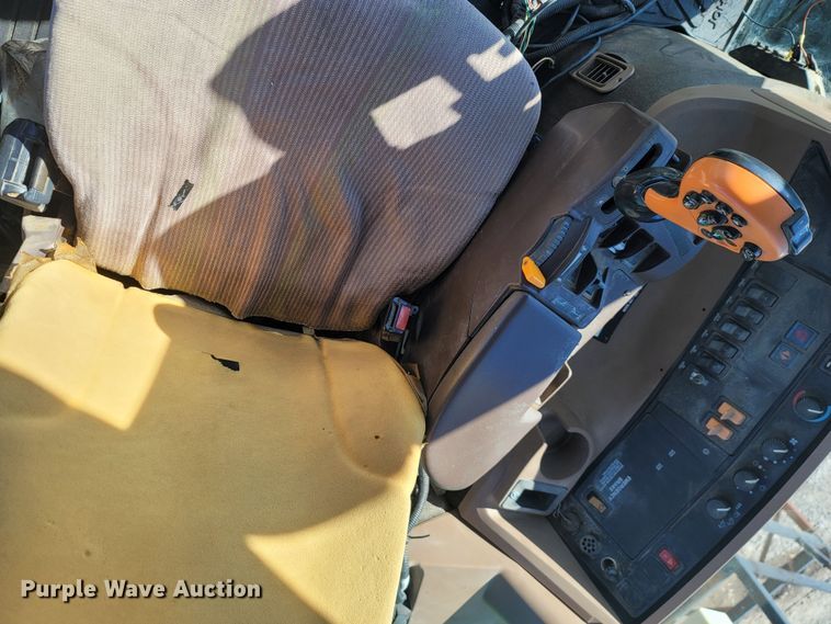 image for item MH9738 2006 John Deere 4920  applicator